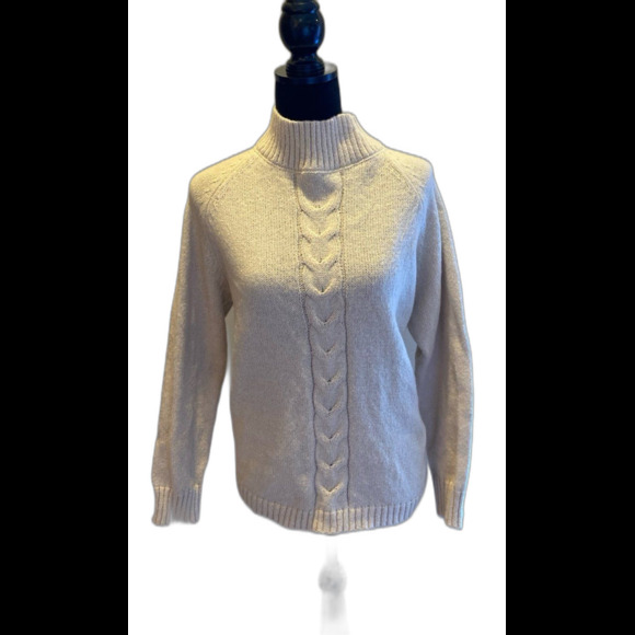 Cable Knit Sweater Turtleneck Size Large Tan Beige Woman’s Soft Loose Knit - Picture 1 of 10